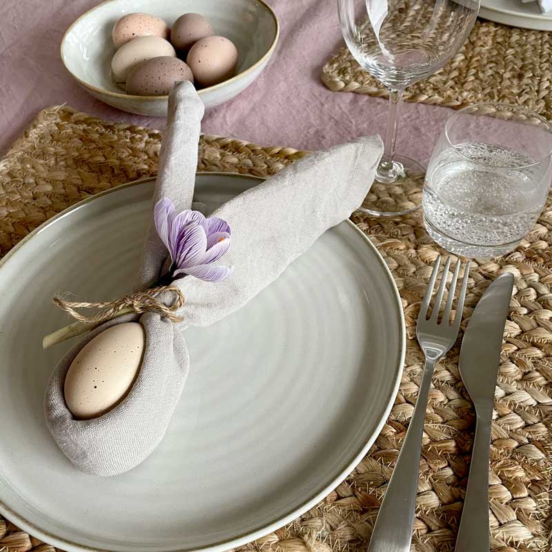 stilren-hållbar-påskdukning-gripsholm